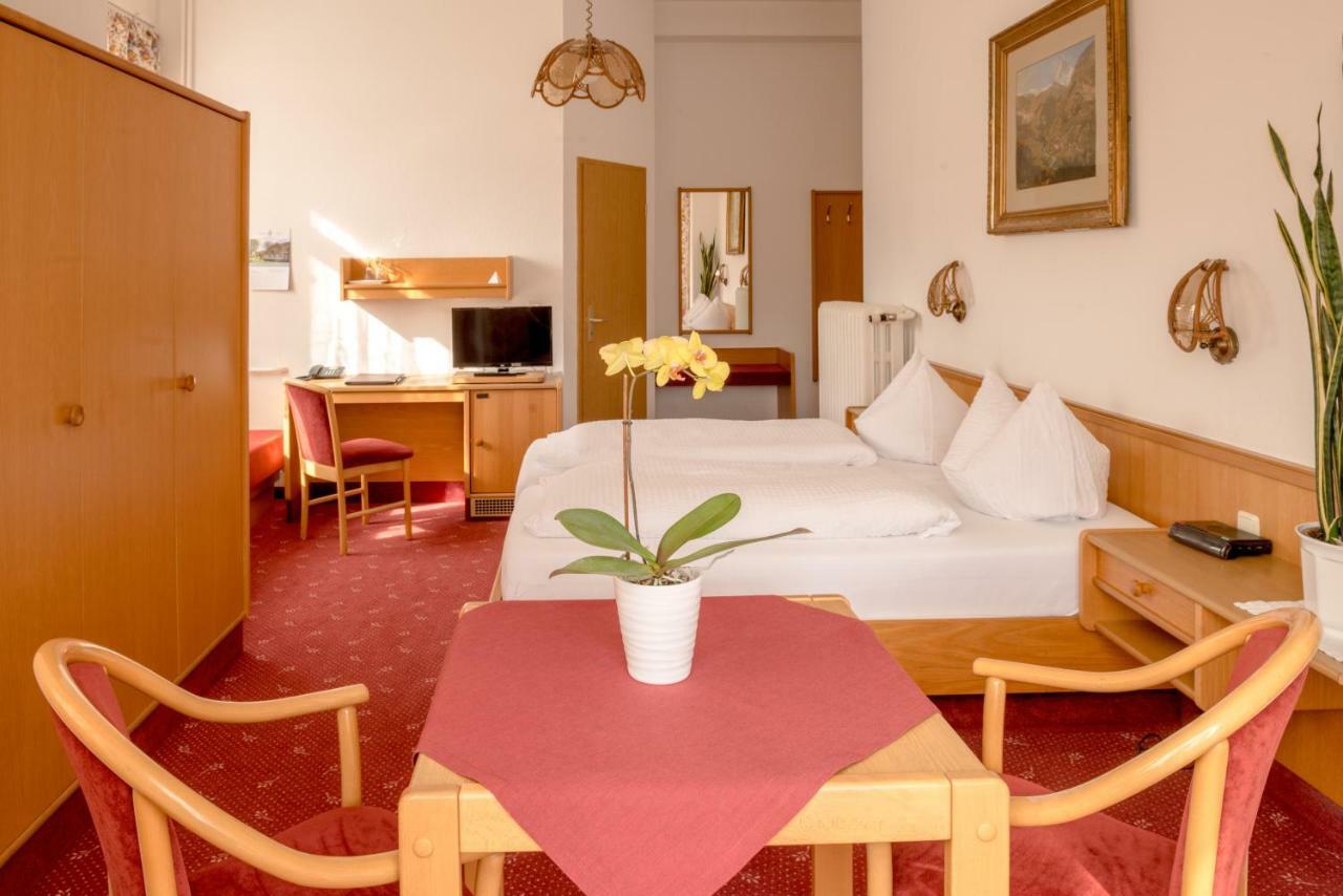 באד אלסטר Hotel-Pension Heimburg מראה חיצוני תמונה